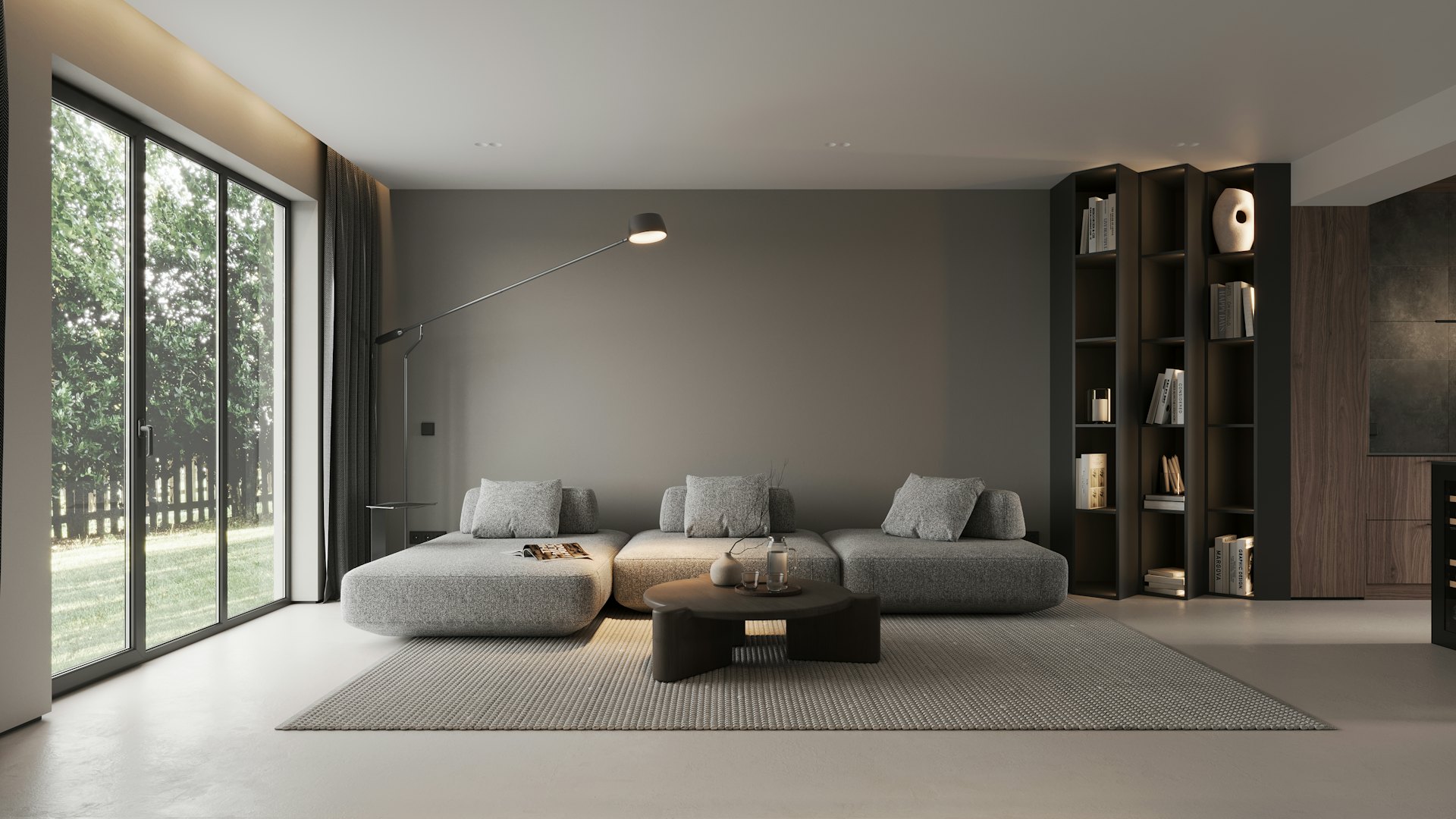 Intérieur lumineux avec grandes baies vitrées