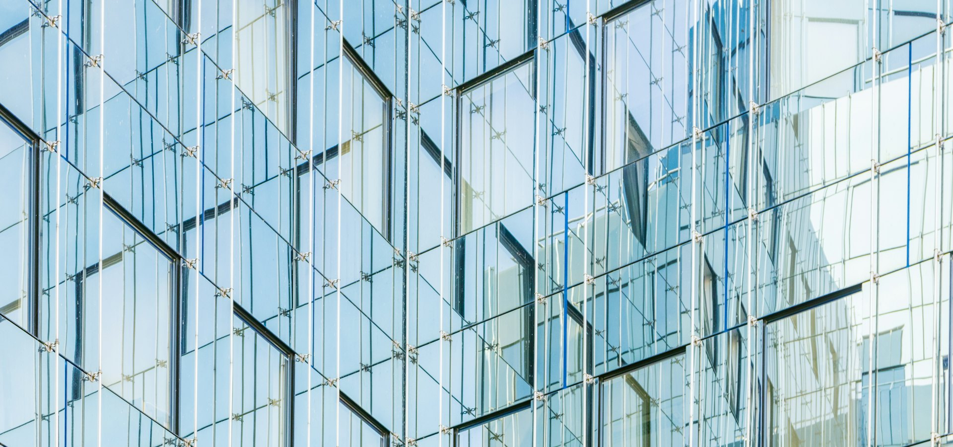 Façade en verre moderne